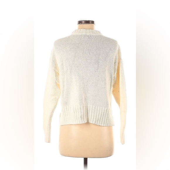 New Day Sweater size XS. - Picture 2 of 3